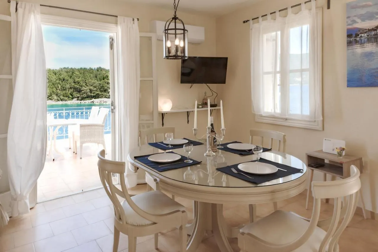Апартаменты Captain'S Quarters At Fiscardo Waterfront-Feel The Breeze Фискардон